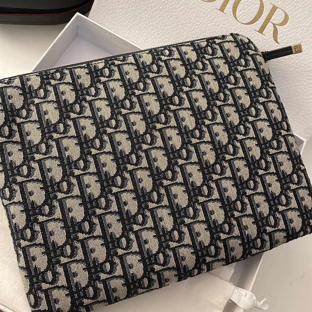 Dior Travel Kit Oblique Jacquard - Picture 5 of 13
